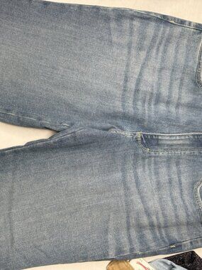 Wrangler Womens Jeans 33x30 Light Wash Stretch Denim Mid Rise Five Pocket